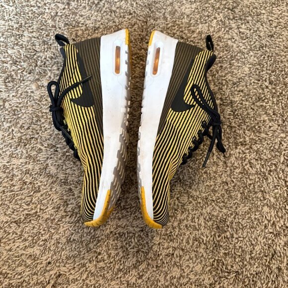 Nike Air Max Thea KJCRD Black and Yellow - Picture 3 of 6